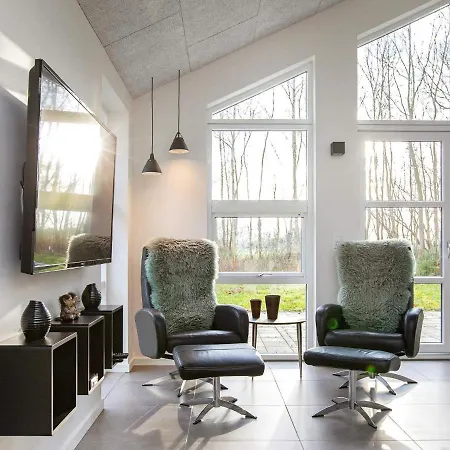 14 Person Holiday In Str By Strøby Ladeplads
